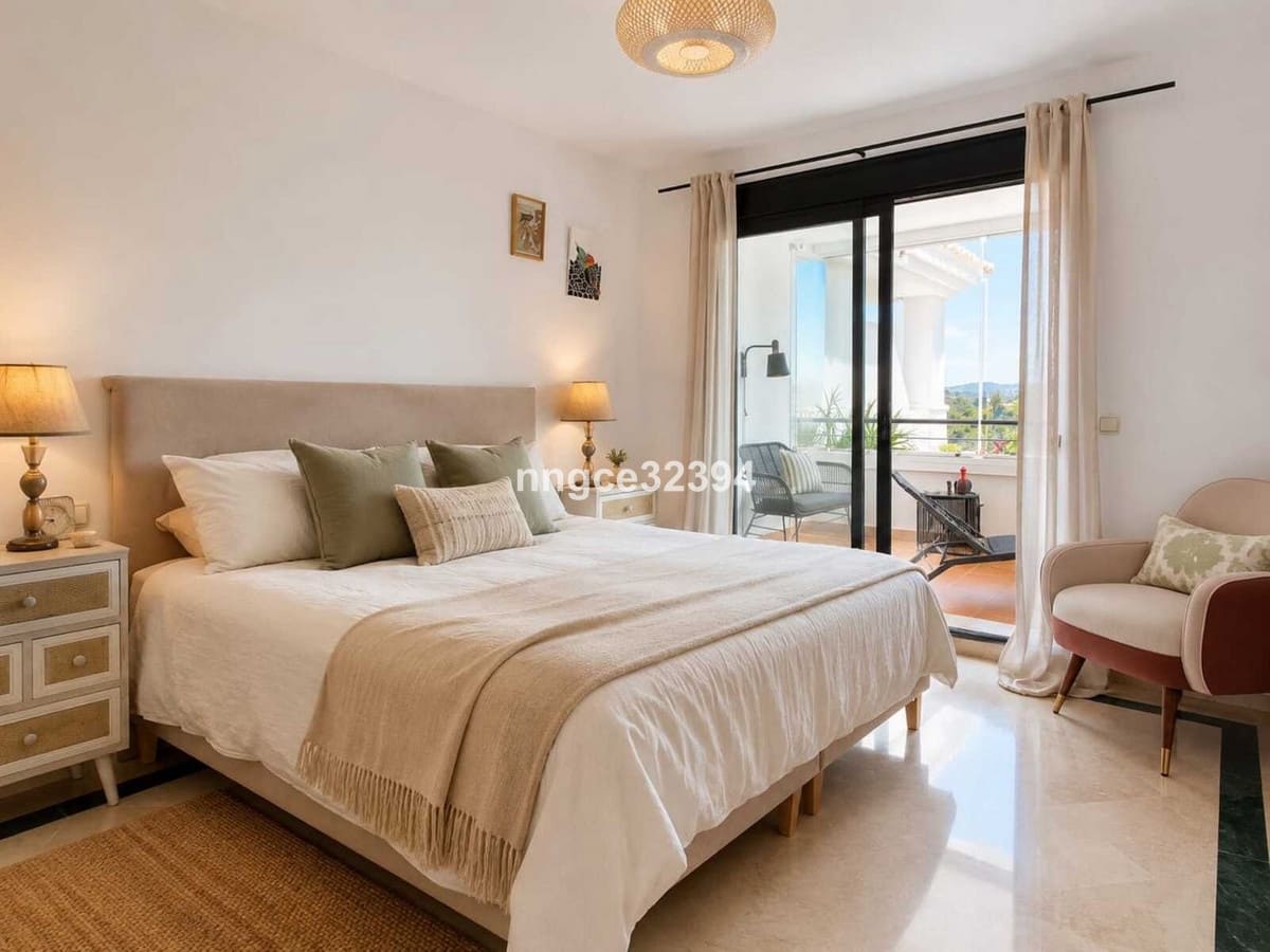 2 quarto Apartamento para venda em Casares com piscina garagem - 379 000 € (Ref: 10122617)