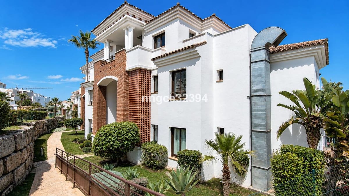2 quarto Apartamento para venda em Casares com piscina garagem - 379 000 € (Ref: 10122617)