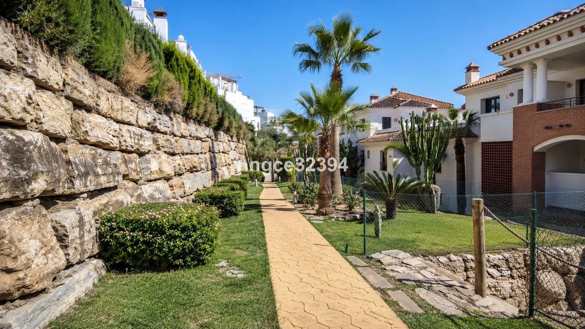 2 quarto Apartamento para venda em Casares com piscina garagem - 379 000 € (Ref: 10122617)
