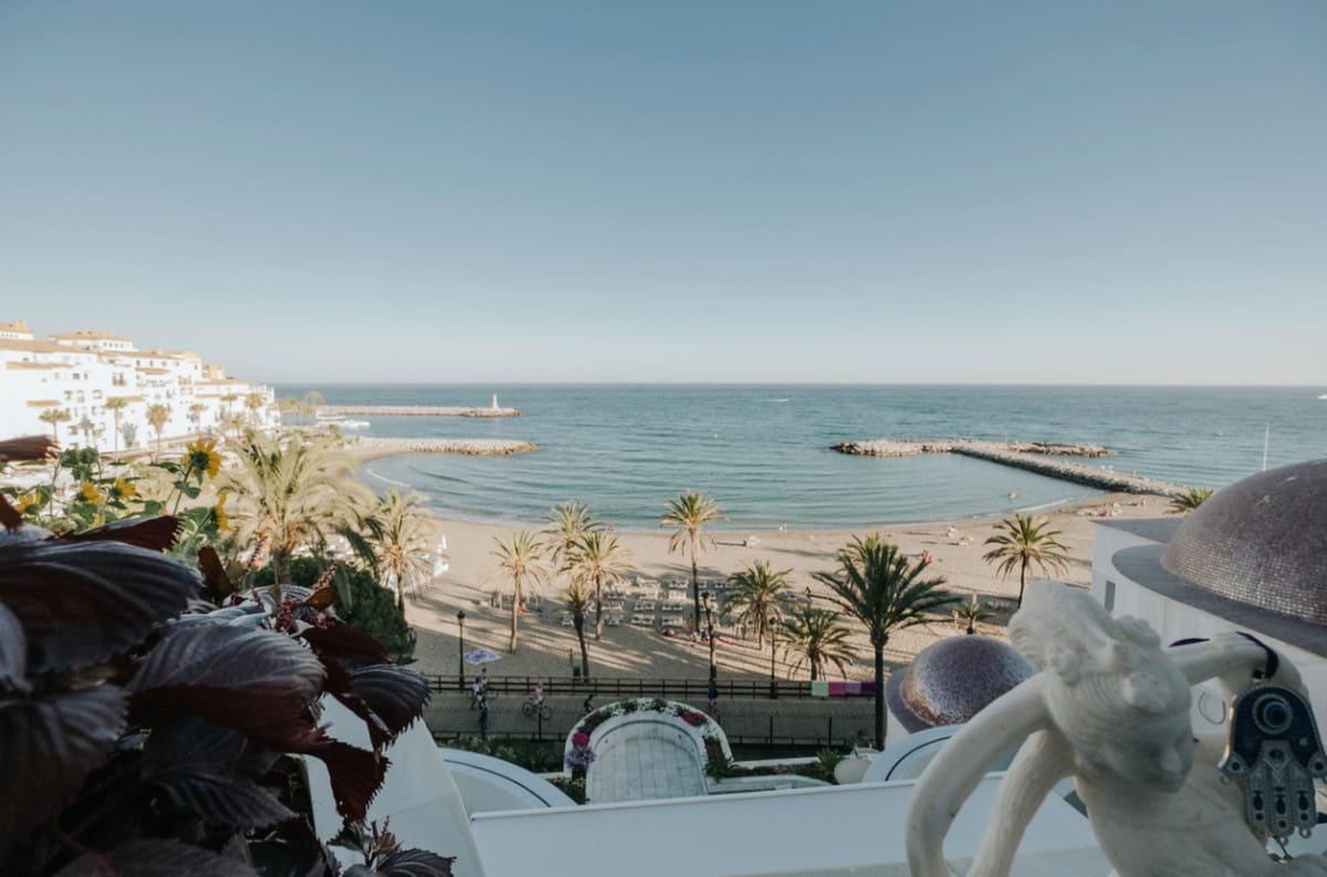 Apartamento de 8 habitaciones en Marbella en venta con piscina garaje - 24.000.000 € (Ref: 10122657)