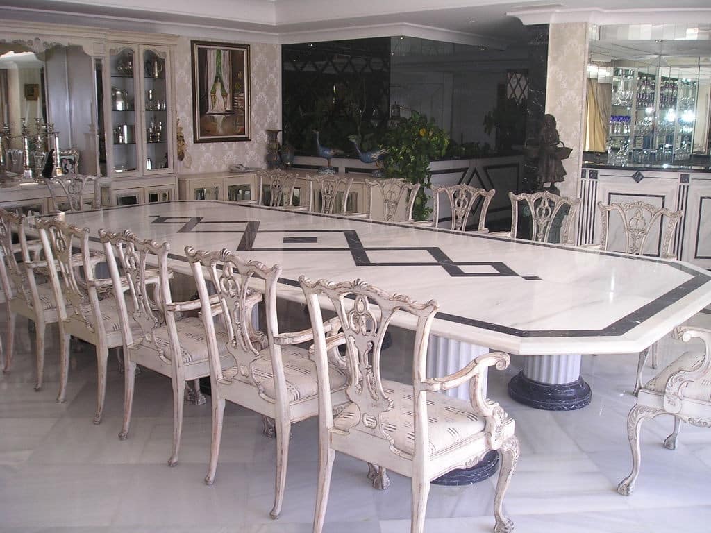 Apartamento de 8 habitaciones en Marbella en venta con piscina garaje - 24.000.000 € (Ref: 10122657)
