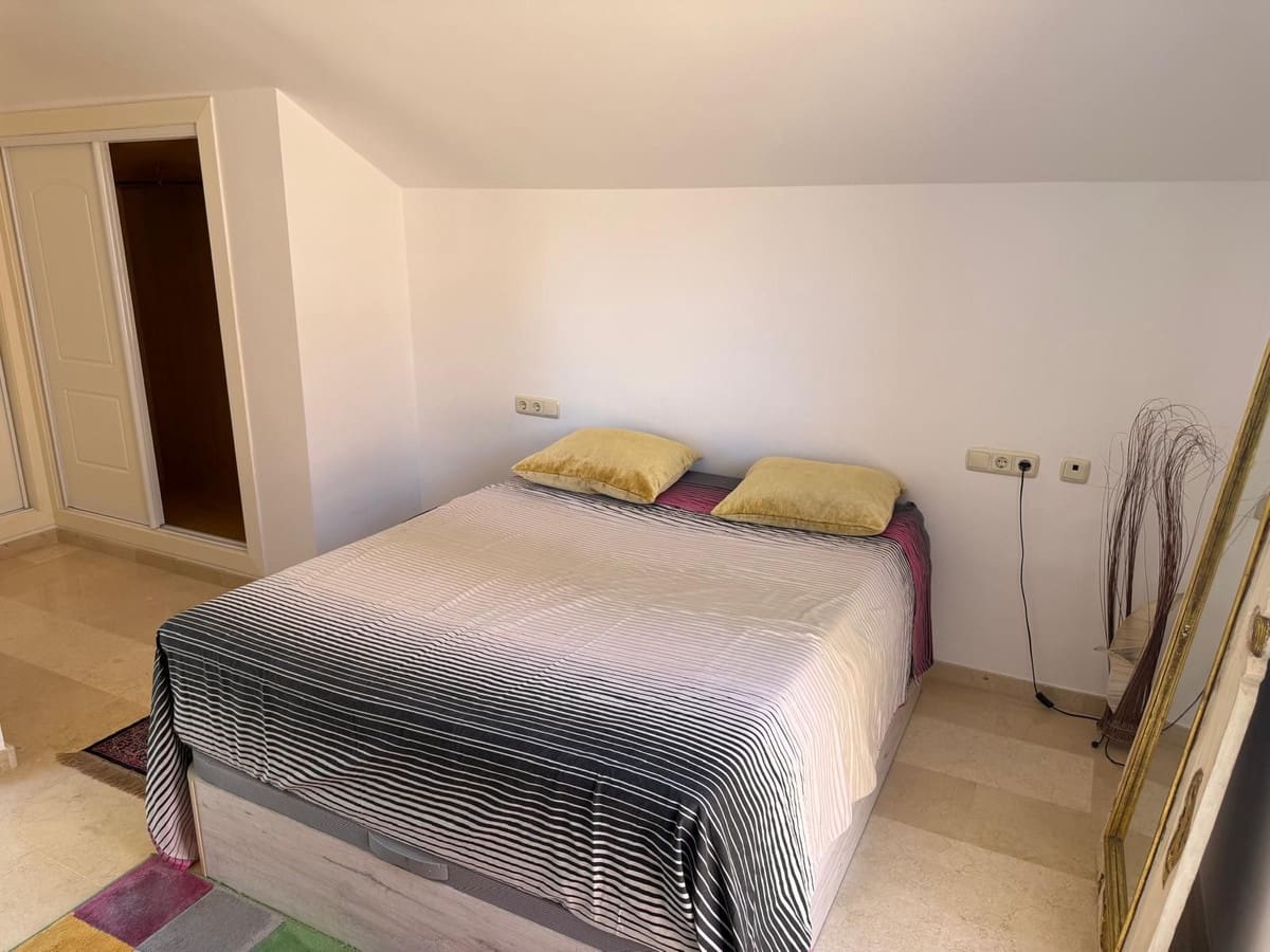 2 bedroom Apartment for sale in Marbella with pool garage - € 539,000 (Ref: 10122666)