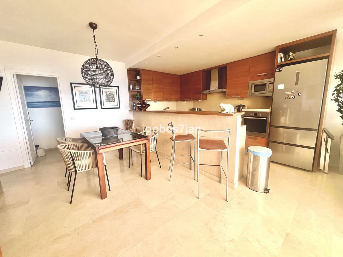 4 sovrum Lägenhet till salu i Marbella med pool garage - 1 150 000 € (Ref: 10122672)