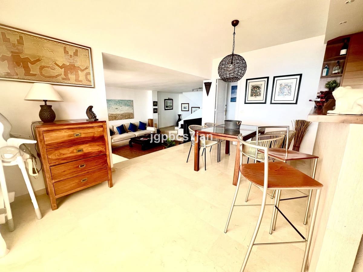 4 sovrum Lägenhet till salu i Marbella med pool garage - 1 150 000 € (Ref: 10122672)