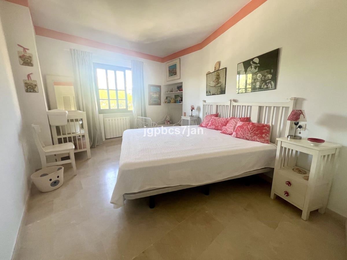 4 sovrum Lägenhet till salu i Marbella med pool garage - 1 150 000 € (Ref: 10122672)