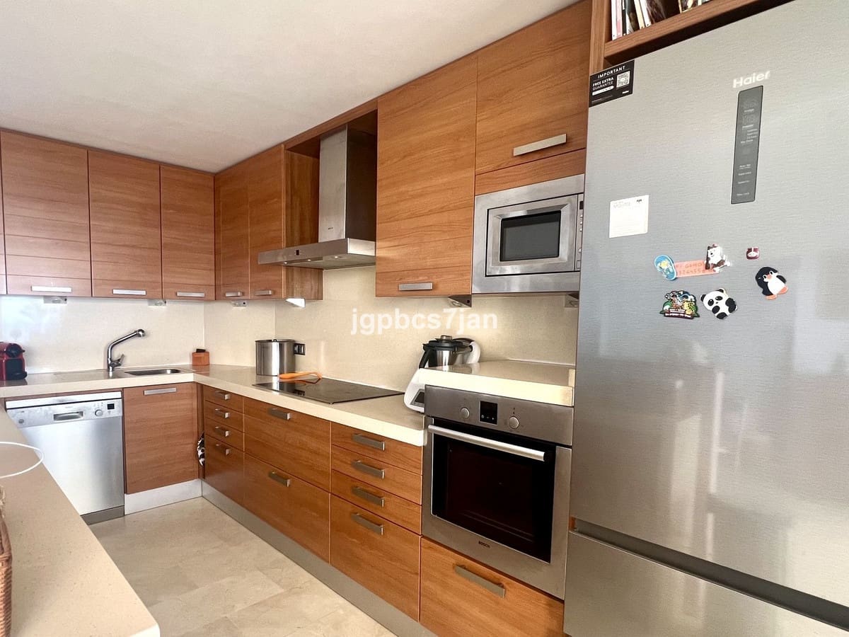 4 sovrum Lägenhet till salu i Marbella med pool garage - 1 150 000 € (Ref: 10122672)