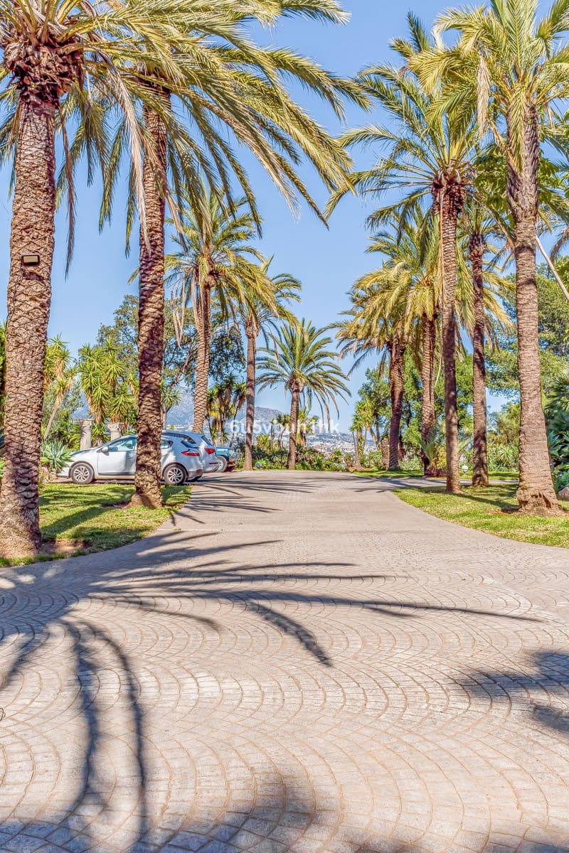 8 Zimmer Villa zu verkaufen in Mijas mit Pool Garage - 4.250.000 € (Ref: 10122692)