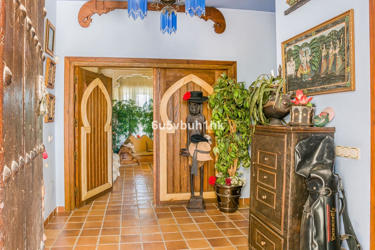 8 Zimmer Villa zu verkaufen in Mijas mit Pool Garage - 4.250.000 € (Ref: 10122692)