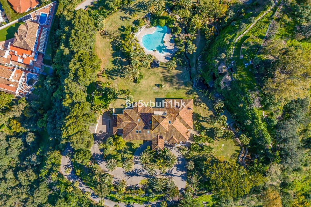 8 Zimmer Villa zu verkaufen in Mijas mit Pool Garage - 4.250.000 € (Ref: 10122692)