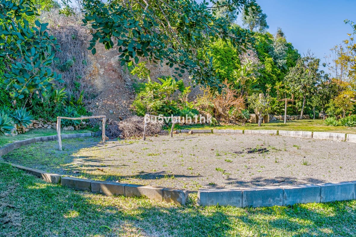 8 Zimmer Villa zu verkaufen in Mijas mit Pool Garage - 4.250.000 € (Ref: 10122692)