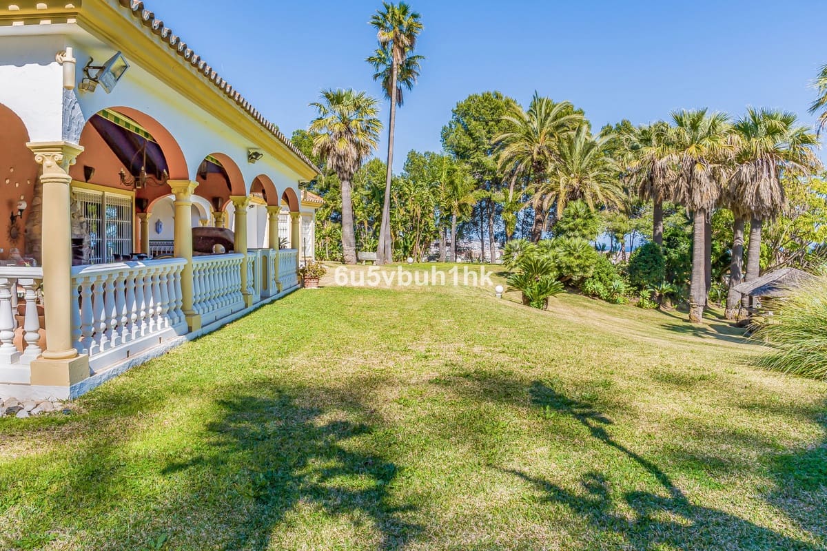 8 Zimmer Villa zu verkaufen in Mijas mit Pool Garage - 4.250.000 € (Ref: 10122692)