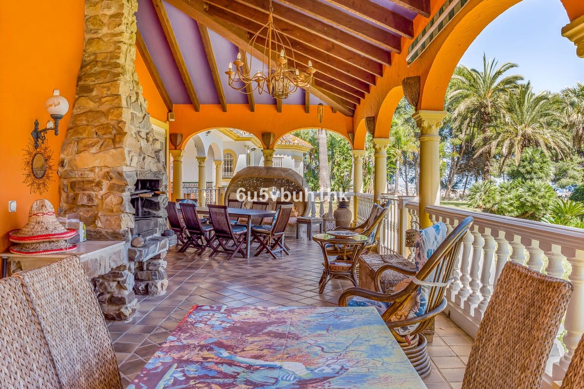 8 Zimmer Villa zu verkaufen in Mijas mit Pool Garage - 4.250.000 € (Ref: 10122692)