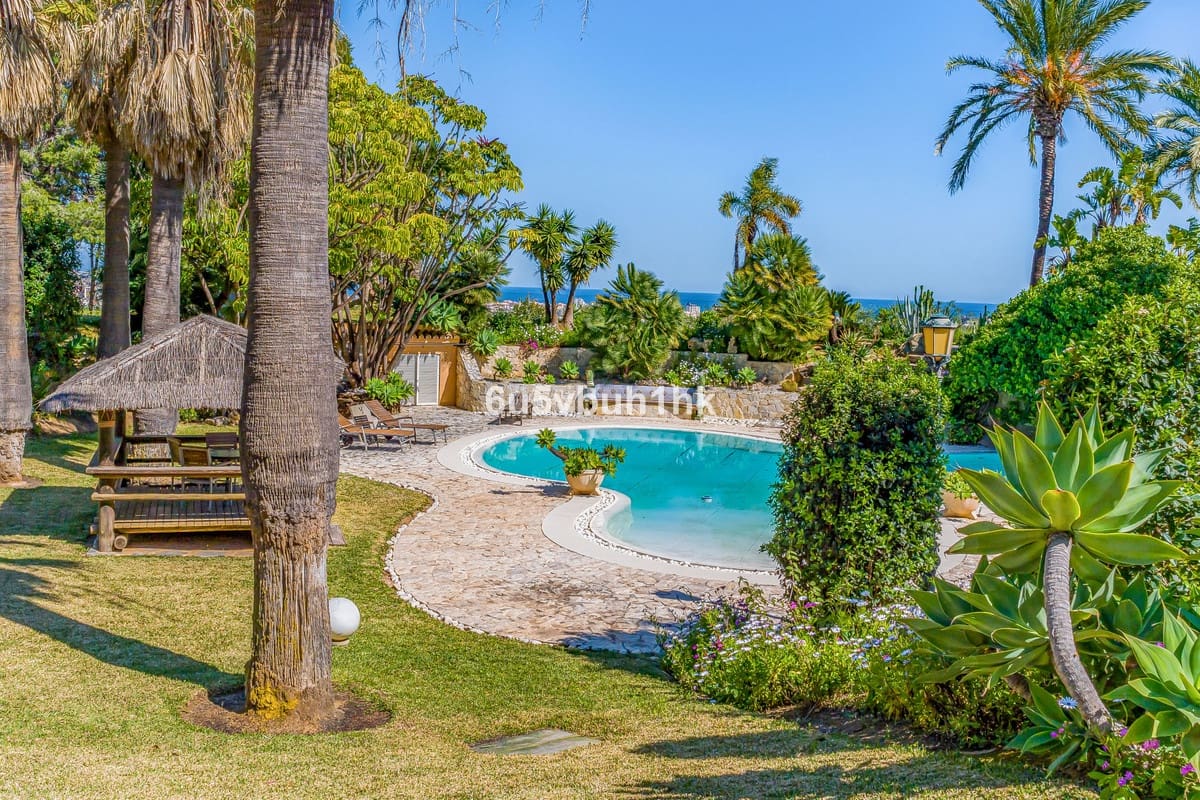 8 Zimmer Villa zu verkaufen in Mijas mit Pool Garage - 4.250.000 € (Ref: 10122692)