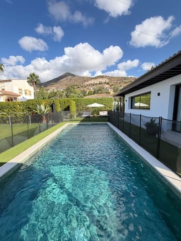 5 sovrum Villa till salu i Arroyo de la Miel, Benalmádena med pool - 1 275 000 € (Ref: 10122697)