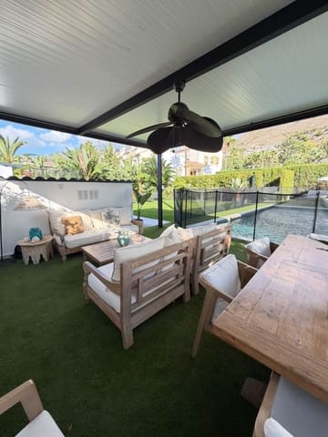 5 sovrum Villa till salu i Arroyo de la Miel, Benalmádena med pool - 1 275 000 € (Ref: 10122697)