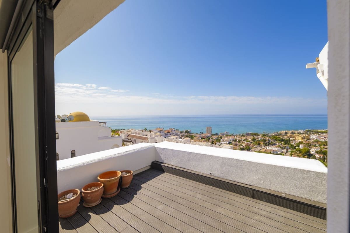 3 slaapkamer Appartement te koop in Riviera del Sol met zwembad - € 545.000 (Ref: 10122700)