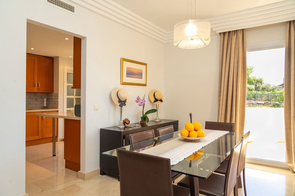 3 quarto Apartamento para venda em Casares com piscina garagem - 950 000 € (Ref: 10122704)