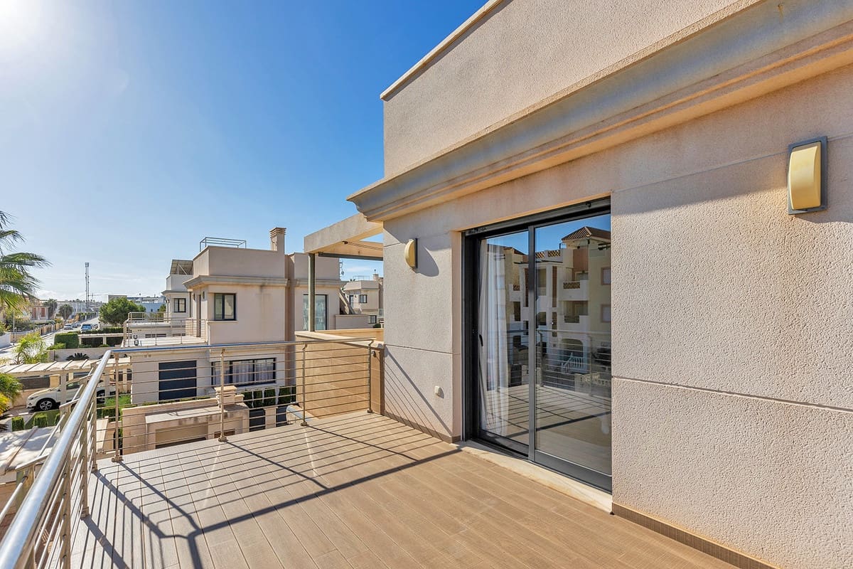 5 camera da letto Villa in vendita in Orihuela con piscina - 879.000 € (Rif: 10122709)