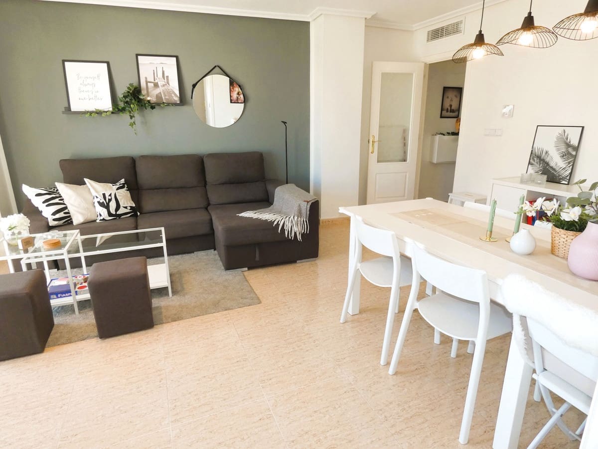 3 makuuhuone Huoneisto myytävänä paikassa Torrevieja - 199 000 € (Ref: 10122713)