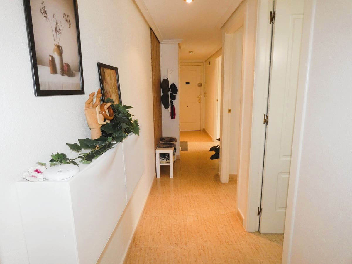 3 makuuhuone Huoneisto myytävänä paikassa Torrevieja - 199 000 € (Ref: 10122713)