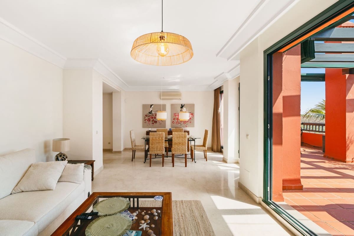 3 sovrum Lägenhet till salu i Calahonda med pool - 595 000 € (Ref: 10122726)