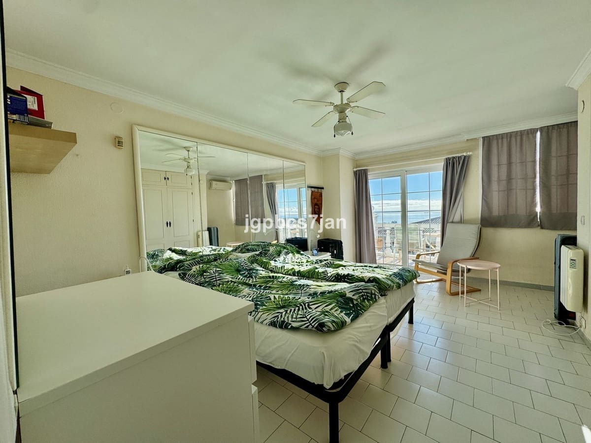 2 sovrum Hus till salu i Benalmadena med pool garage - 349 990 € (Ref: 10122732)