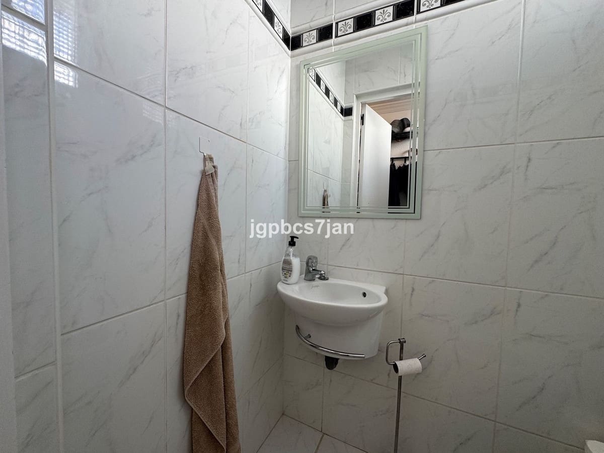 2 sovrum Hus till salu i Benalmadena med pool garage - 349 990 € (Ref: 10122732)
