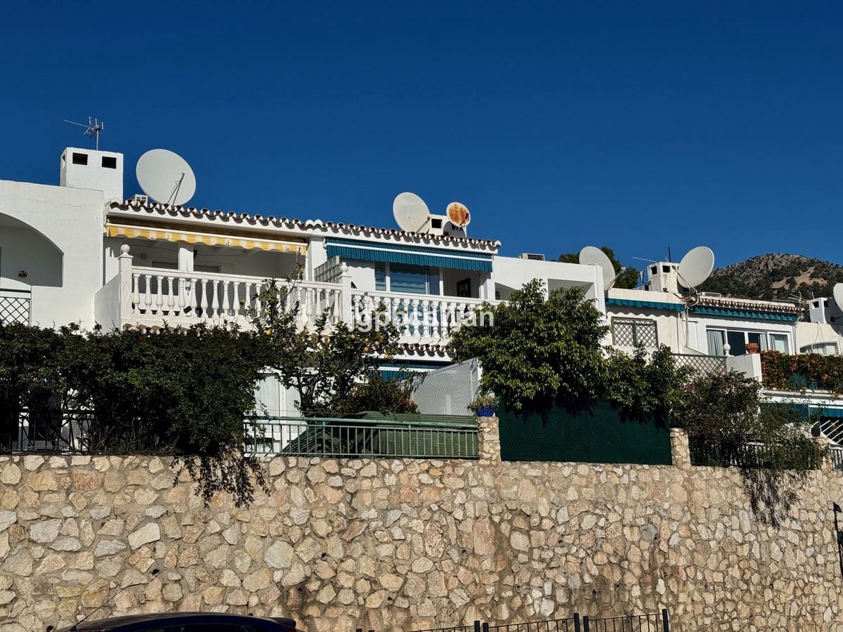 2 sovrum Hus till salu i Benalmadena med pool garage - 349 990 € (Ref: 10122732)
