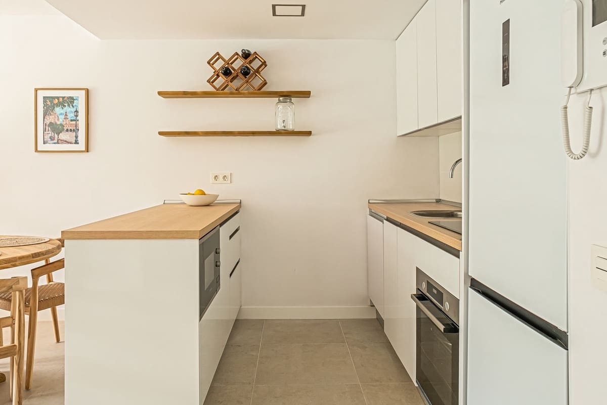 2 soverom Leilighet til salgs i Mijas Costa med svømmebasseng garasje - € 465 000 (Ref: 10122735)