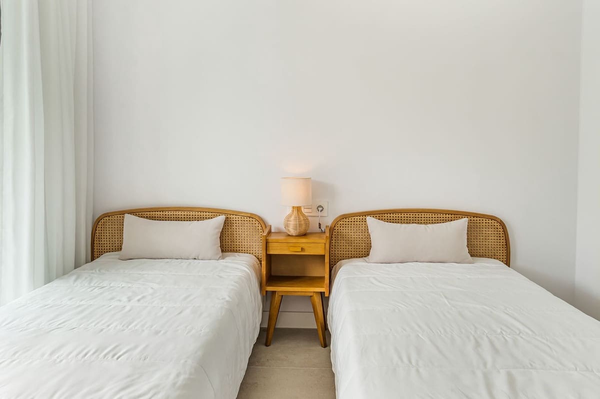 2 soverom Leilighet til salgs i Mijas Costa med svømmebasseng garasje - € 465 000 (Ref: 10122735)