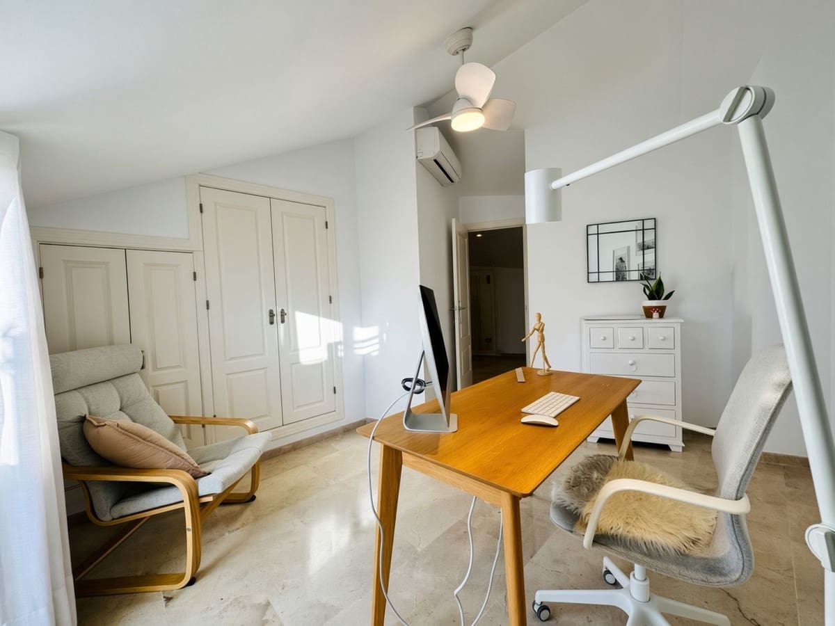 3 sypialnia Apartament na sprzedaż w Marbella - 620 000 € (Ref: 10122748)