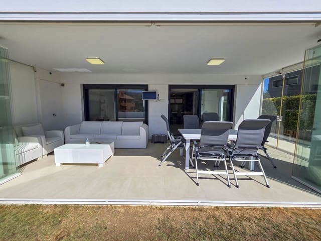 3 quarto Moradia para venda em Castillo de la Duquesa, Manilva com piscina garagem - 1 250 000 € (Ref: 10122753)