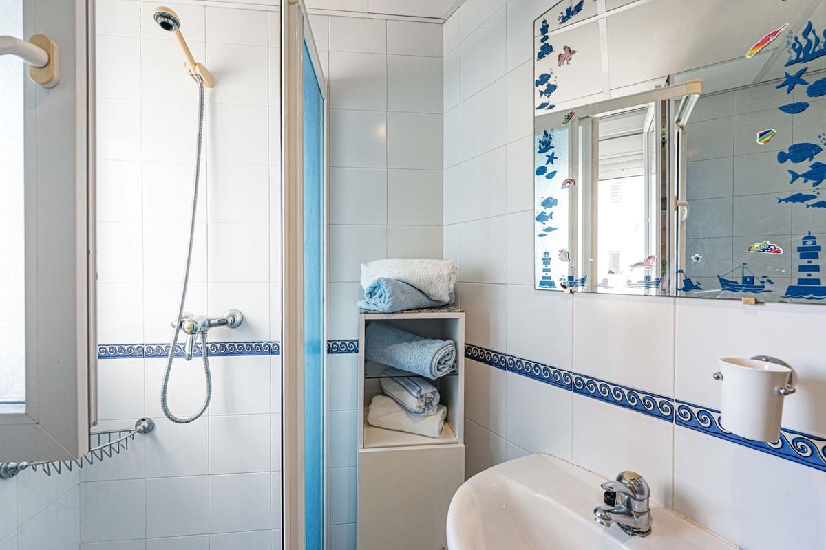 3 bedroom Apartment for sale in Estepona with pool garage - € 385,000 (Ref: 10122758)