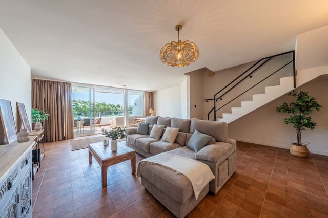 3 chambre Villa/Maison à vendre à Benalmadena Costa, Benalmádena avec piscine garage - 985 000 € (Ref: 10122764)