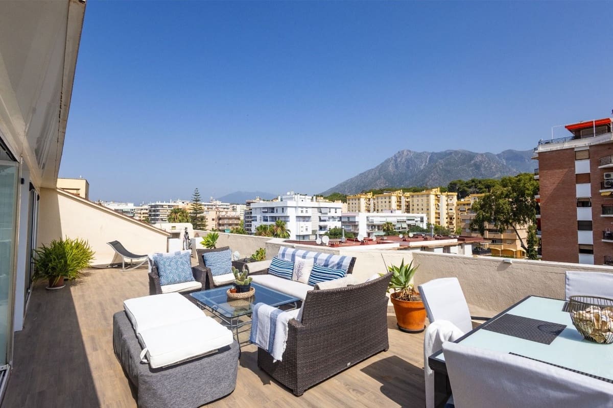 2 sovrum Lägenhet till salu i Marbella med garage - 595 000 € (Ref: 10122772)