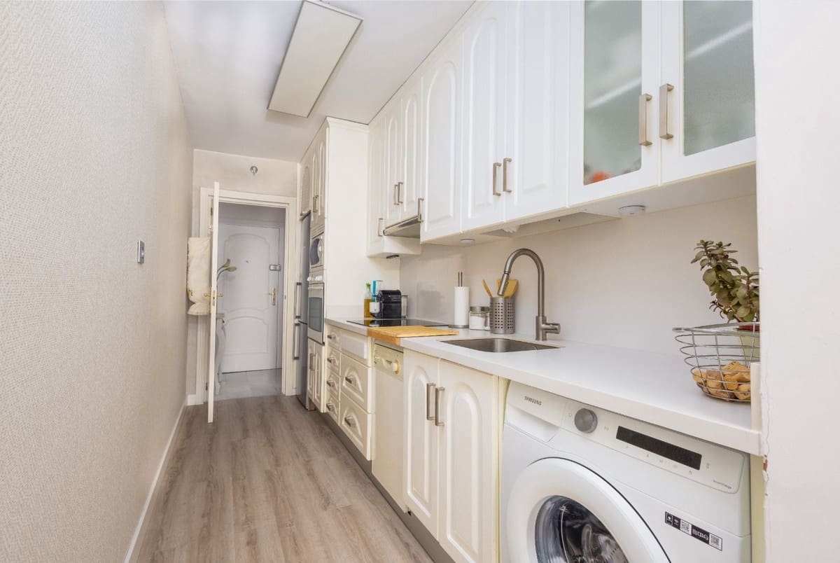2 sovrum Lägenhet till salu i Marbella med garage - 595 000 € (Ref: 10122772)
