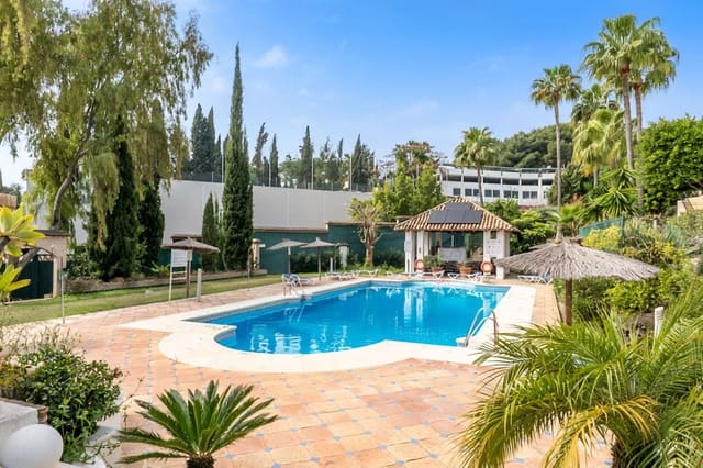 2 soverom Leilighet til salgs i Aloha Golf, Marbella med svømmebasseng - € 399 000 (Ref: 10122773)