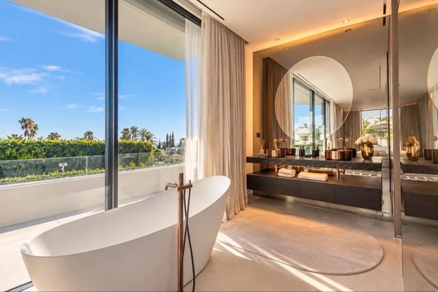5 quarto Moradia para venda em Alicate, Marbella com piscina garagem - 11 300 000 € (Ref: 10122858)