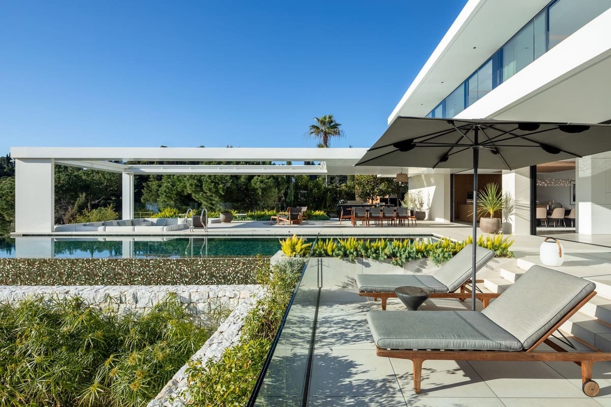 8 soveværelse Villa til salg i El Madronal med swimmingpool garage - € 10.800.000 (Ref: 10122866)