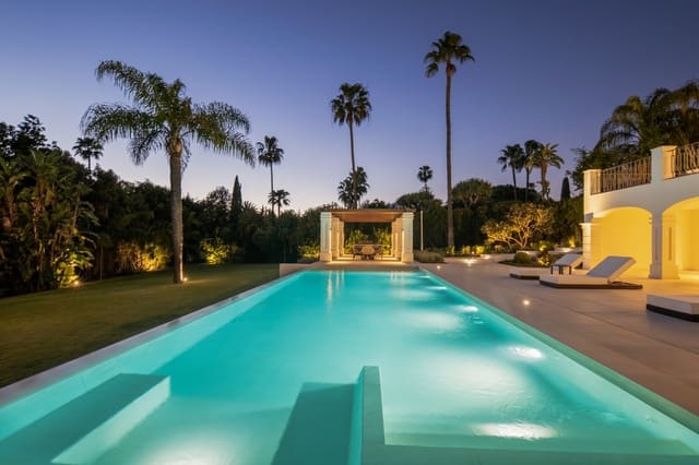 6 soverom Villa til salgs i Nueva Andalucia, Marbella med svømmebasseng garasje - € 10 500 000 (Ref: 10122877)