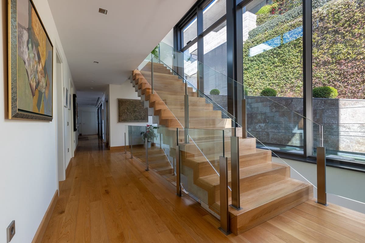 8 slaapkamer Villa te koop in Malaga stad met zwembad garage - € 15.000.000 (Ref: 10122891)