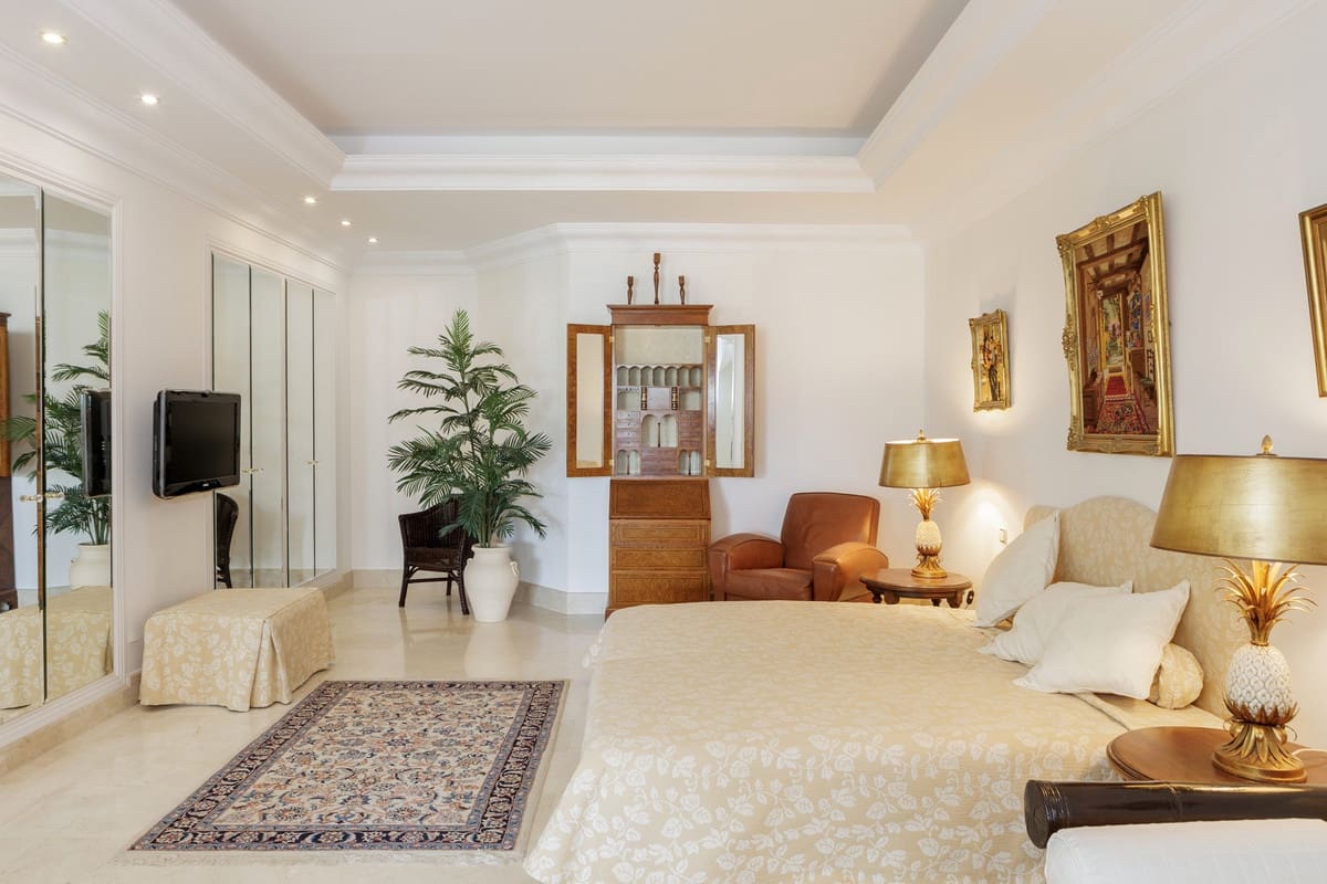4 chambre Villa/Maison à vendre à Benahavis avec piscine garage - 12 900 000 € (Ref: 10122893)