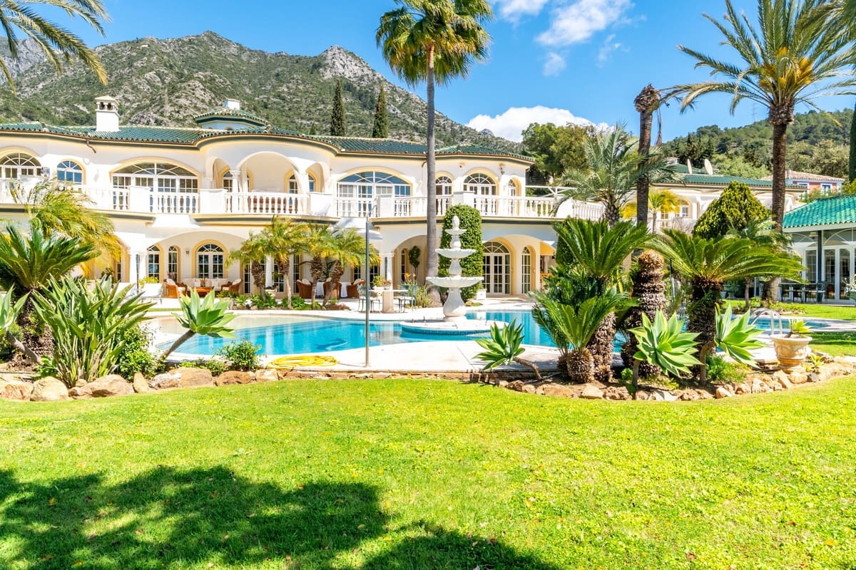 14 quarto Moradia para venda em Marbella com piscina garagem - 19 850 000 € (Ref: 10122896)