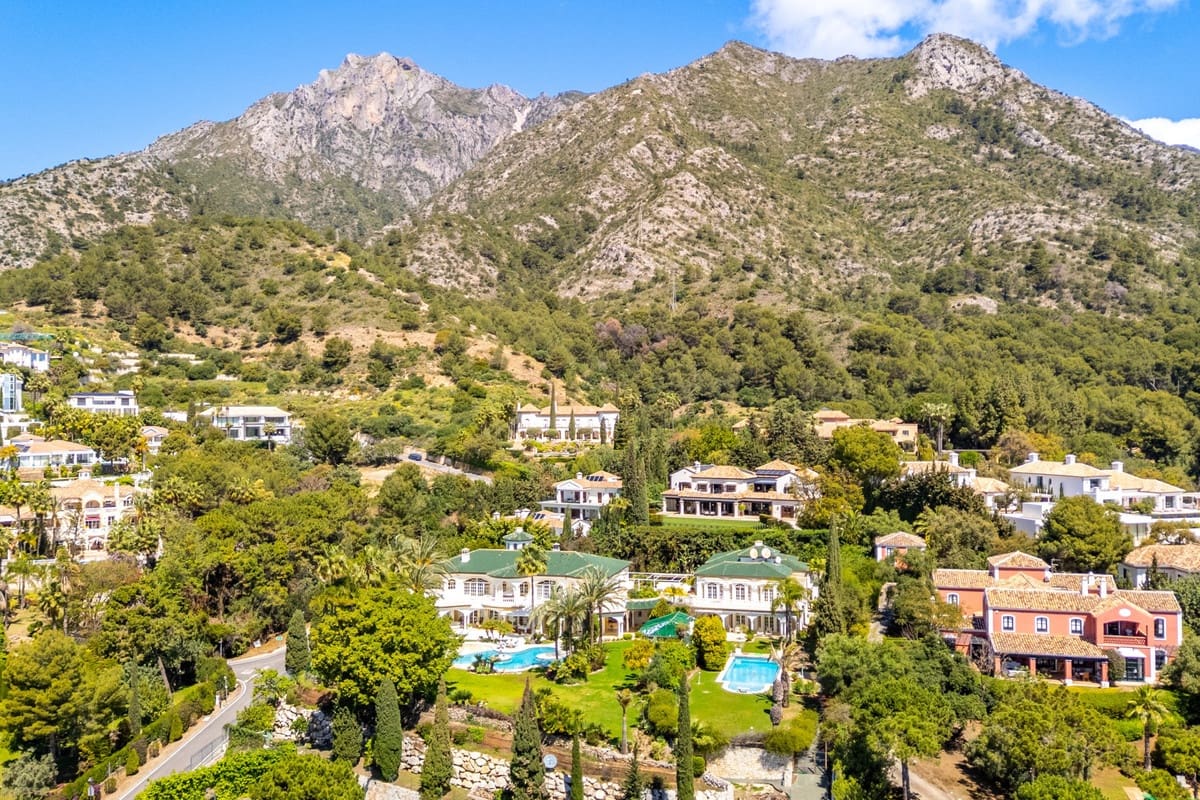14 quarto Moradia para venda em Marbella com piscina garagem - 19 850 000 € (Ref: 10122896)