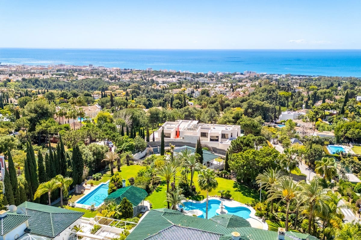 14 quarto Moradia para venda em Marbella com piscina garagem - 19 850 000 € (Ref: 10122896)