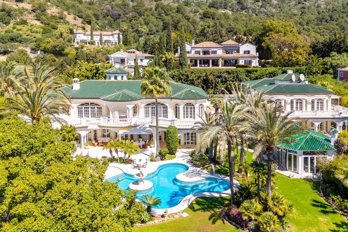 14 quarto Moradia para venda em Marbella com piscina garagem - 19 850 000 € (Ref: 10122896)