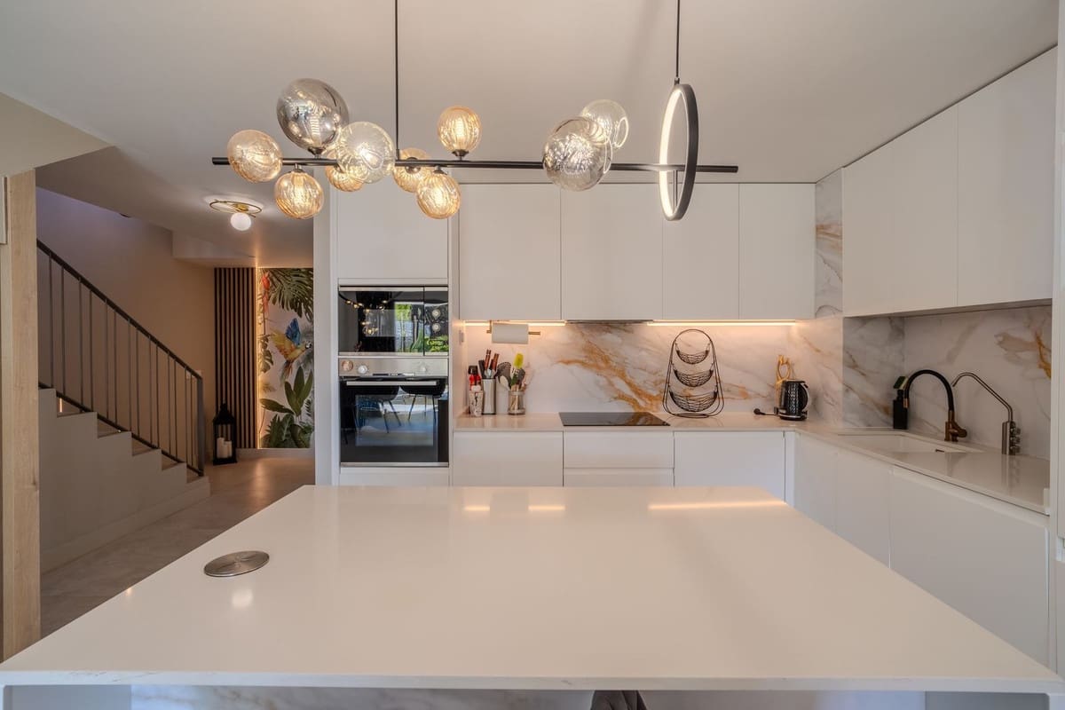 Chalet de 3 habitaciones en Mijas en venta con piscina - 950.000 € (Ref: 10123678)