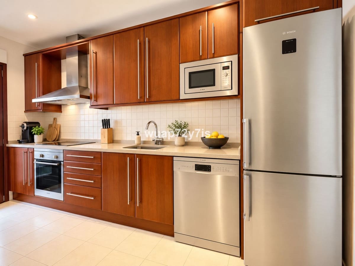 2 soverom Leilighet til salgs i Marbella med svømmebasseng garasje - € 1 049 000 (Ref: 10123689)