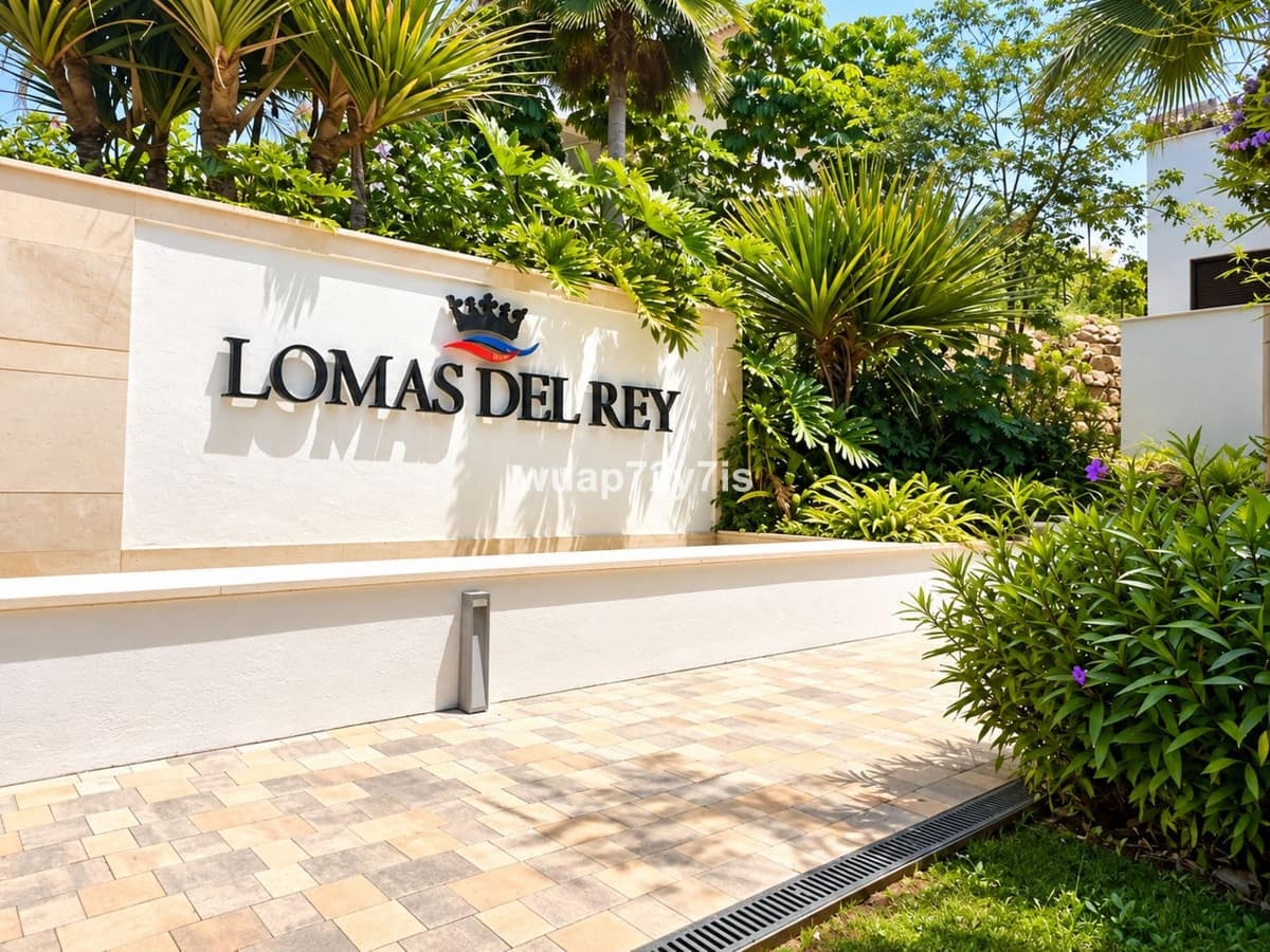 2 soverom Leilighet til salgs i Marbella med svømmebasseng garasje - € 1 049 000 (Ref: 10123689)