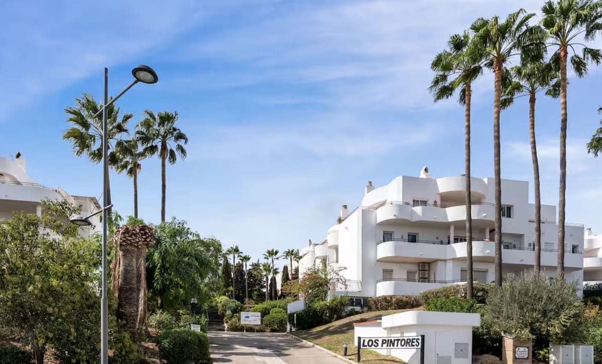 2 soveværelse Lejlighed til salg i Estepona med swimmingpool garage - € 320.000 (Ref: 10123696)